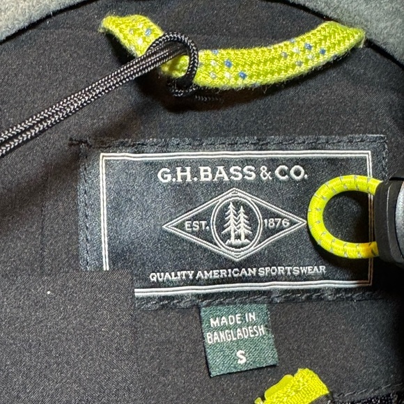 G H Bass & Co Anorak Rain Jacket - Picture 5 of 10